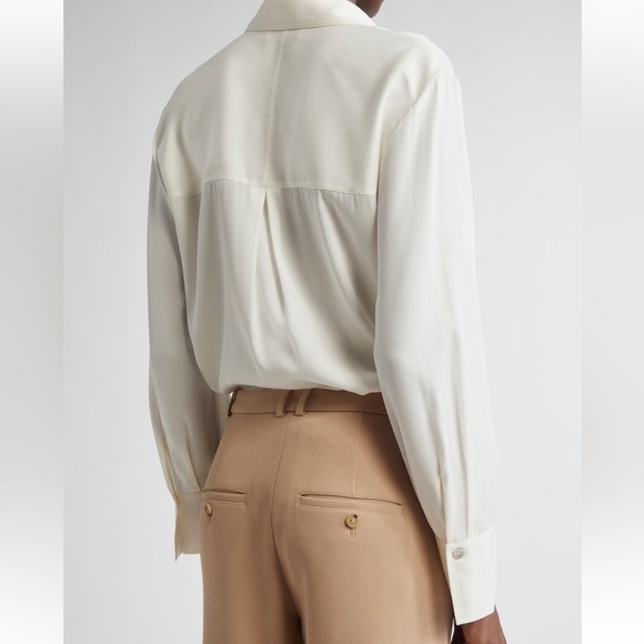 NEW Vince Stretch Silk Button-Up Shirt in Off-White - Picture 2 of 9